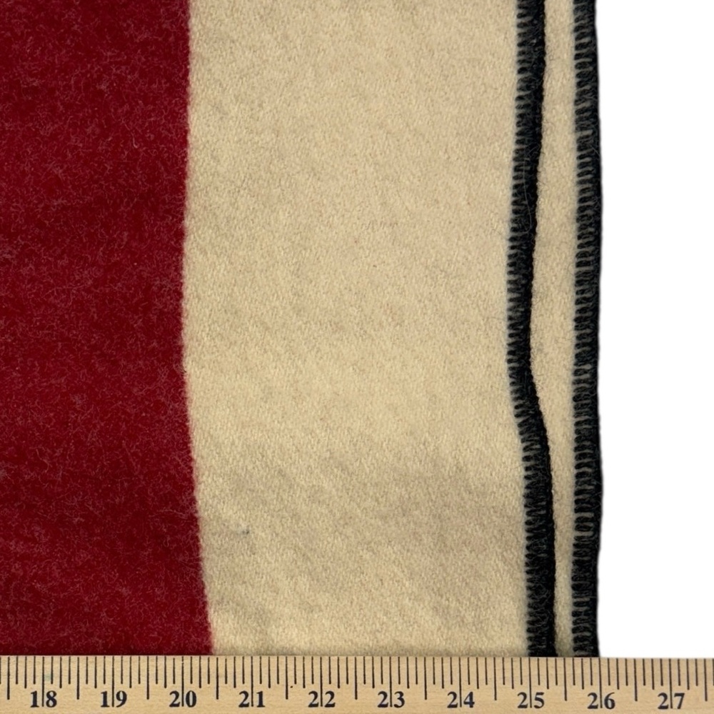Vintage Woolrich Hudson Bay Sweater Womens Medium Beige Stripe Snap 70s 80s USA - Picture 8 of 8
